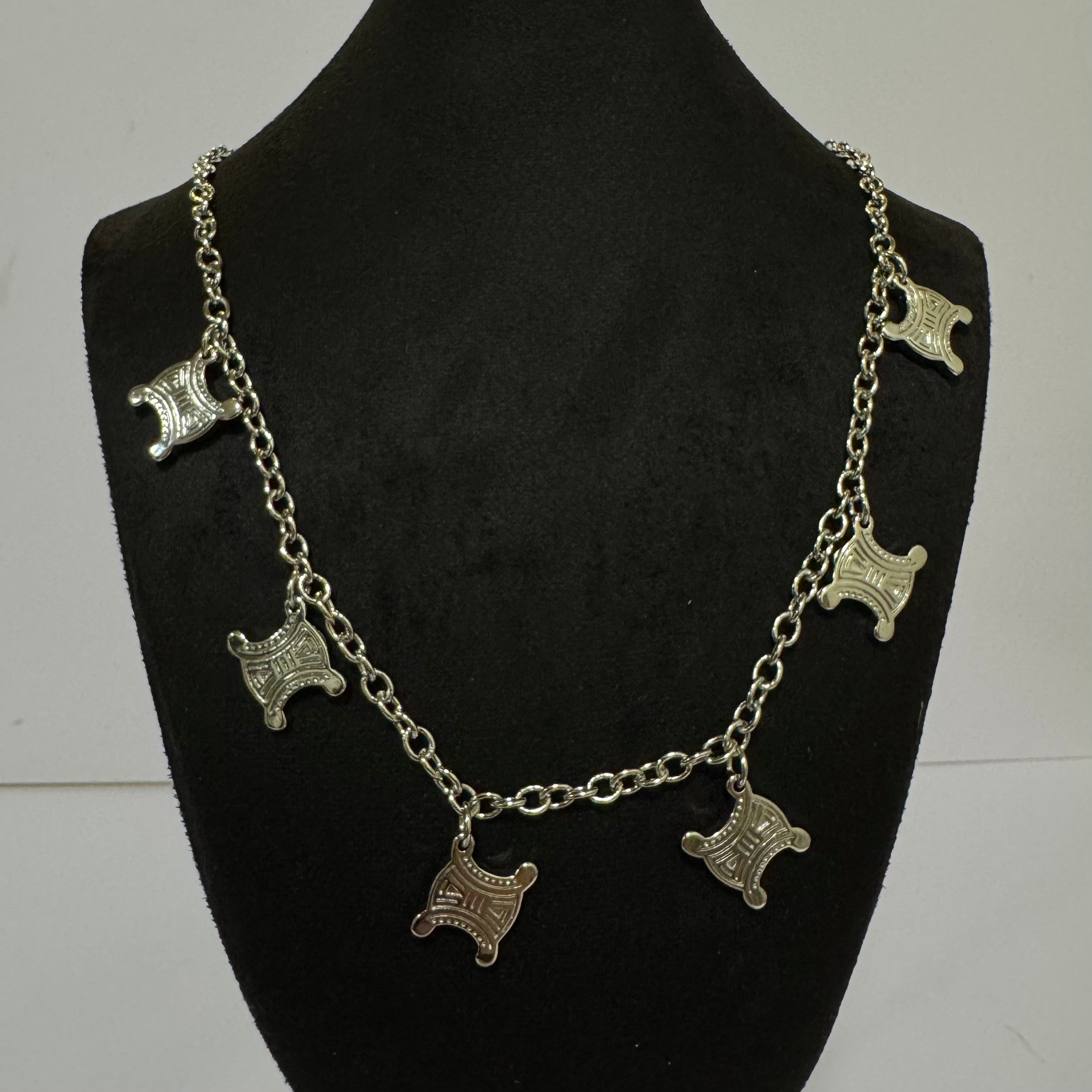 CEL-INE TRIUMPH CHARM NECKLACE - SILVER