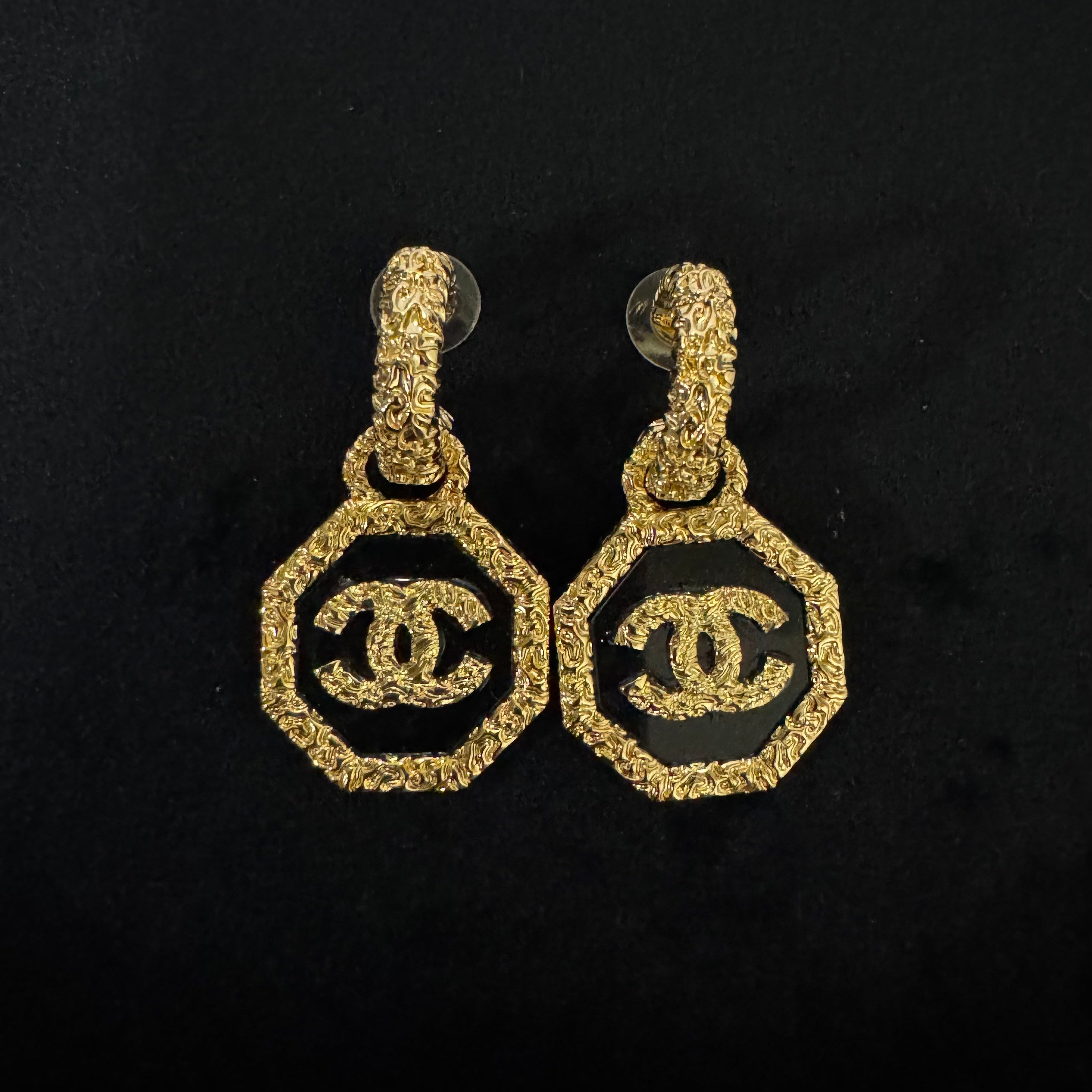 CC VINTAGE STYLE EARRINGS