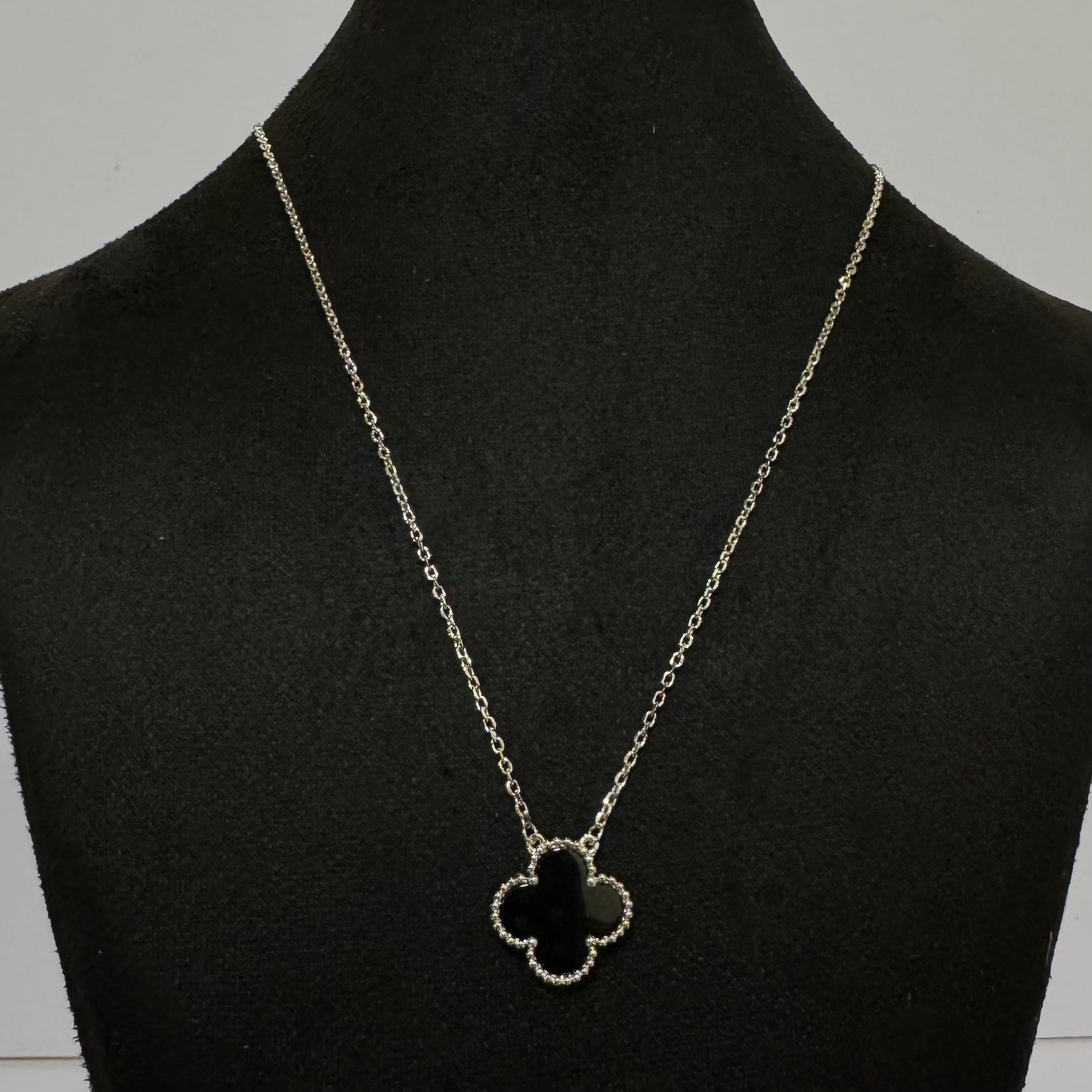 VCA SINGLE CLOVER NECKLACE - SILVER/BLACK