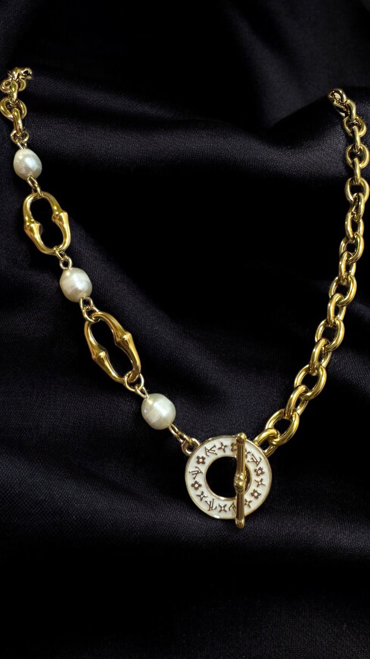 REPURPOSED LOUIS VUITTON PEARL NECKLACE