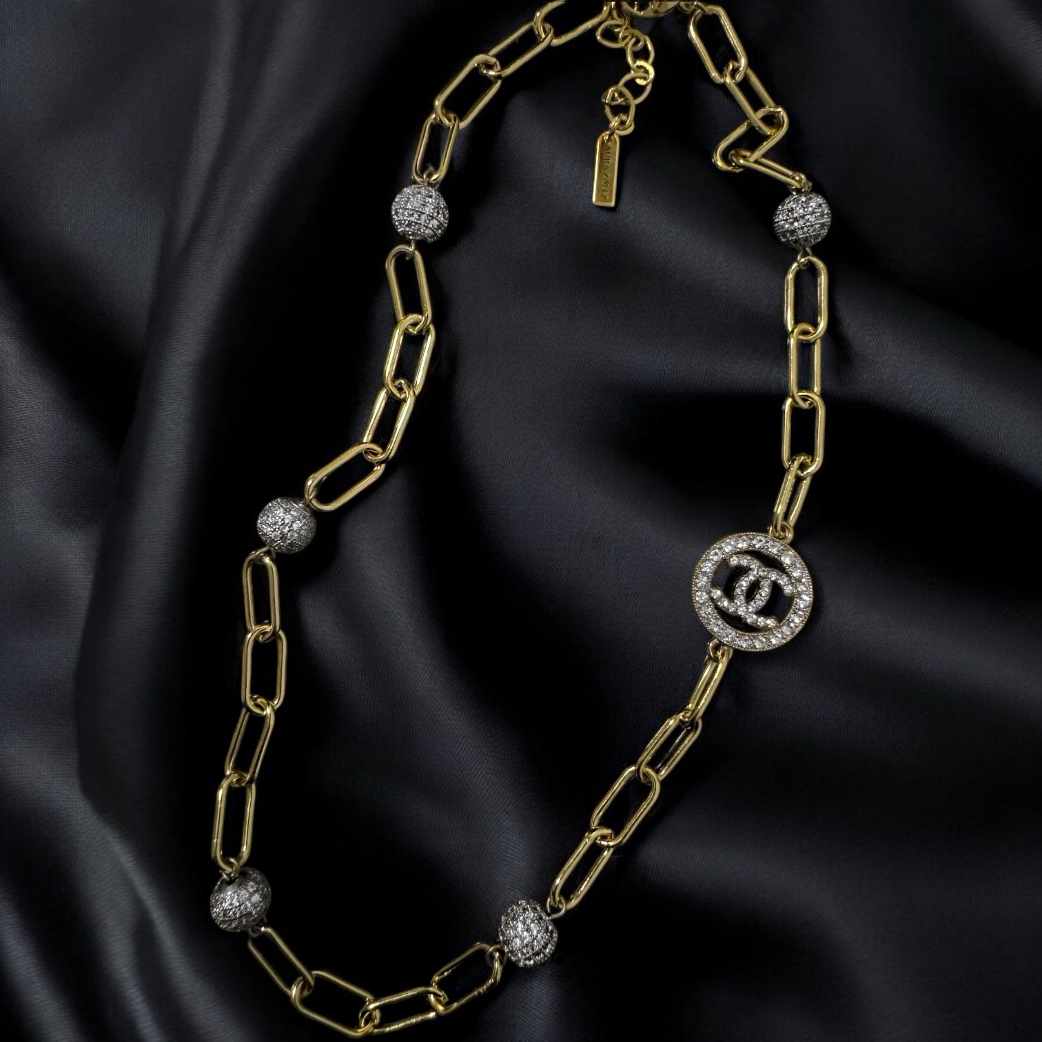 REPURPOSED CC CRYSTAL NECKALCE