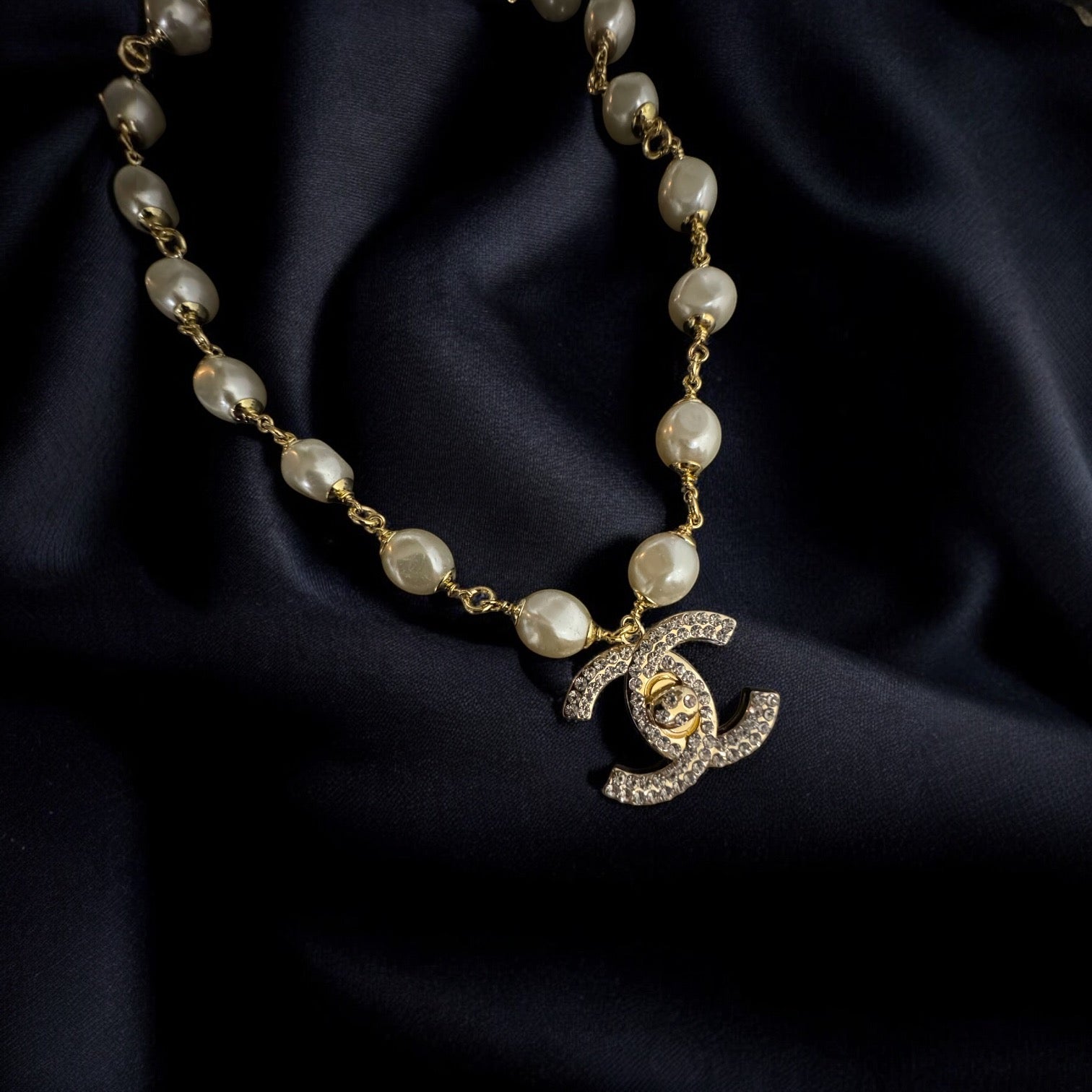 REPURPOSED CC PEARL NECKLACE