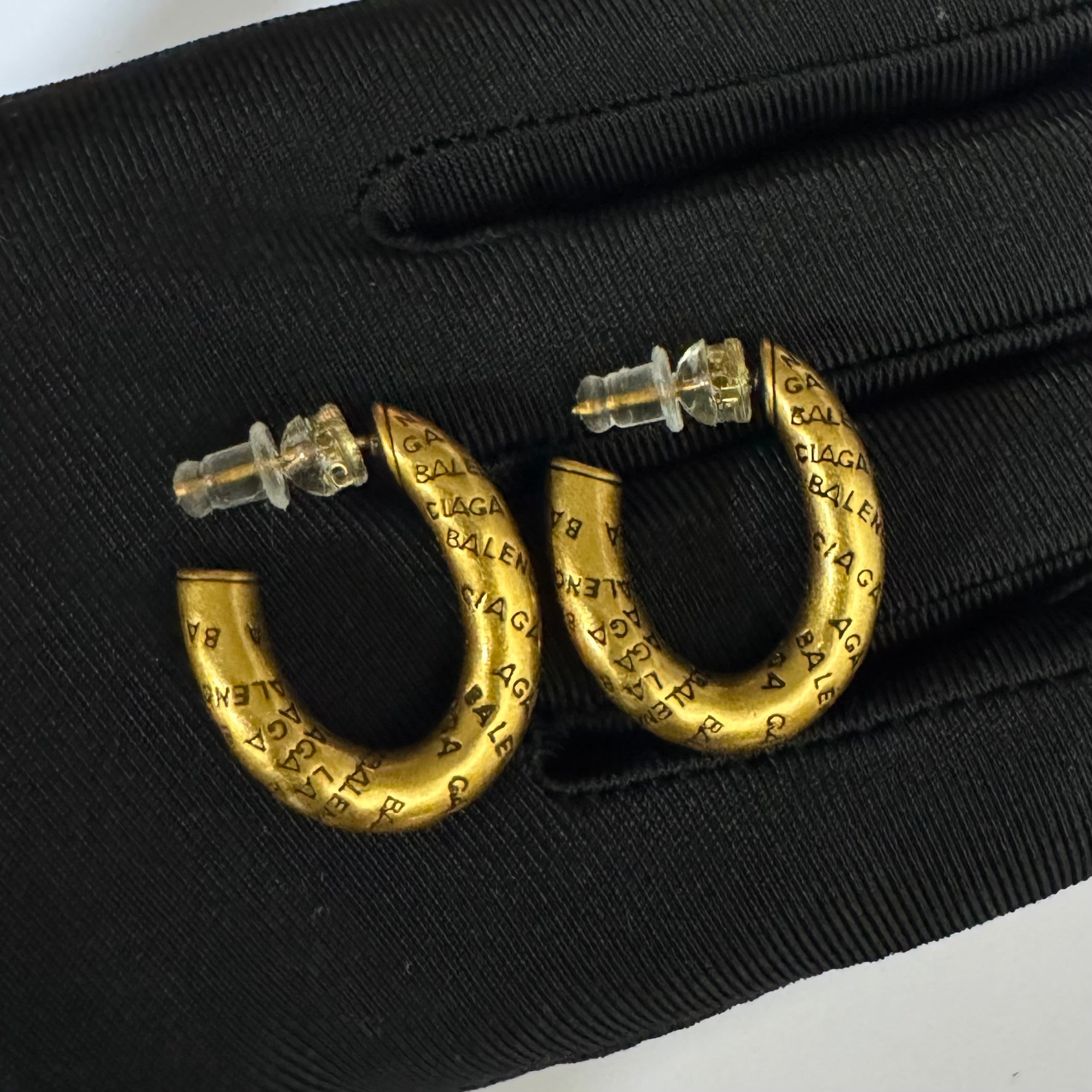 BB LOGO BRONZE GOLD HOOPS