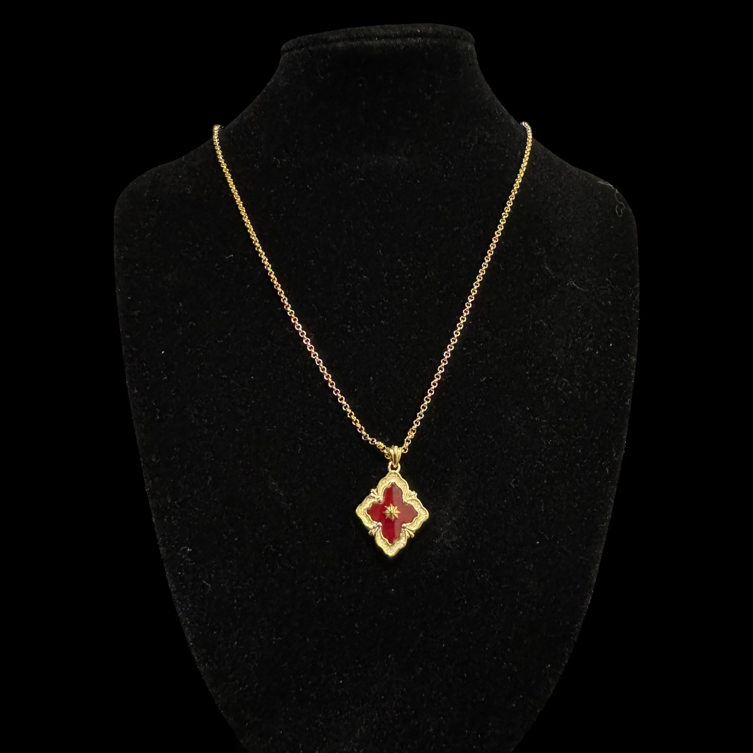 BUCCELL-ATI FLOWER NECKLACE