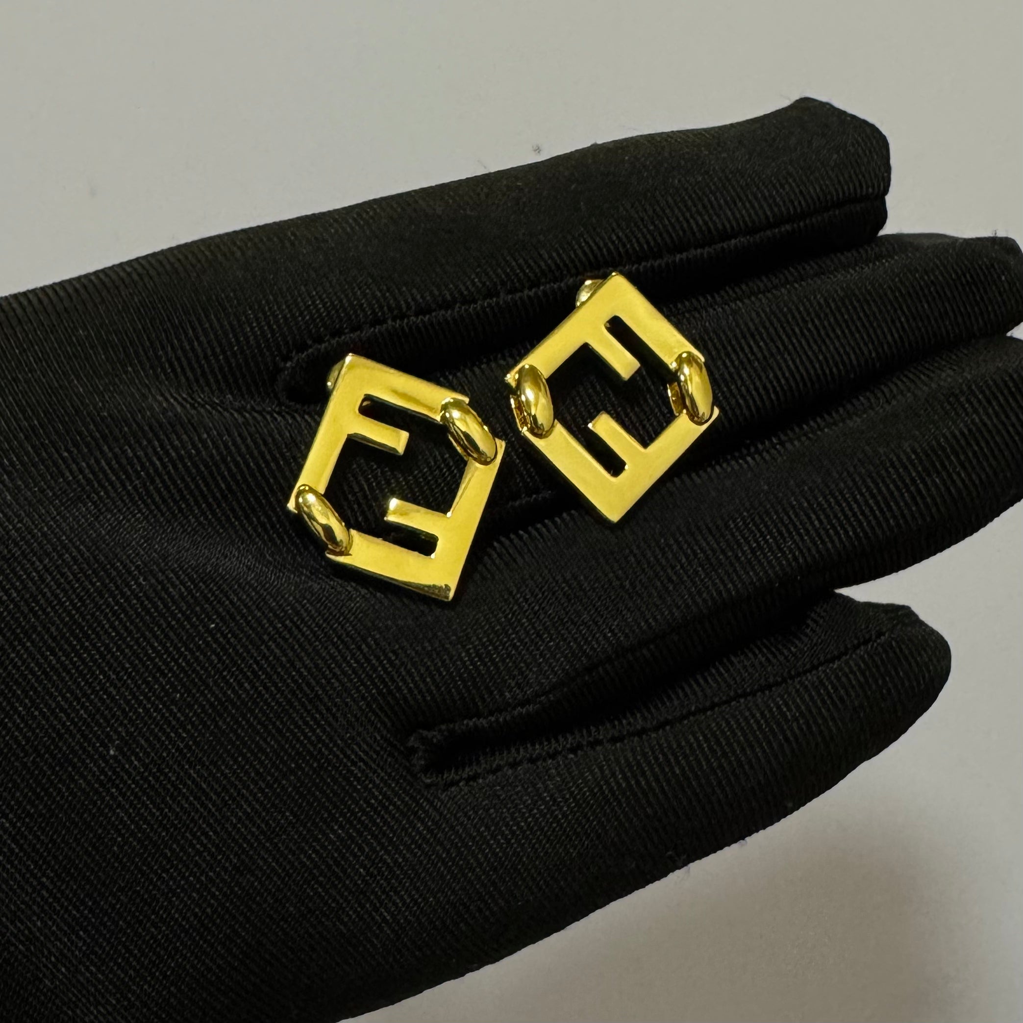 FEN-DI DBL F STUD EARRINGS