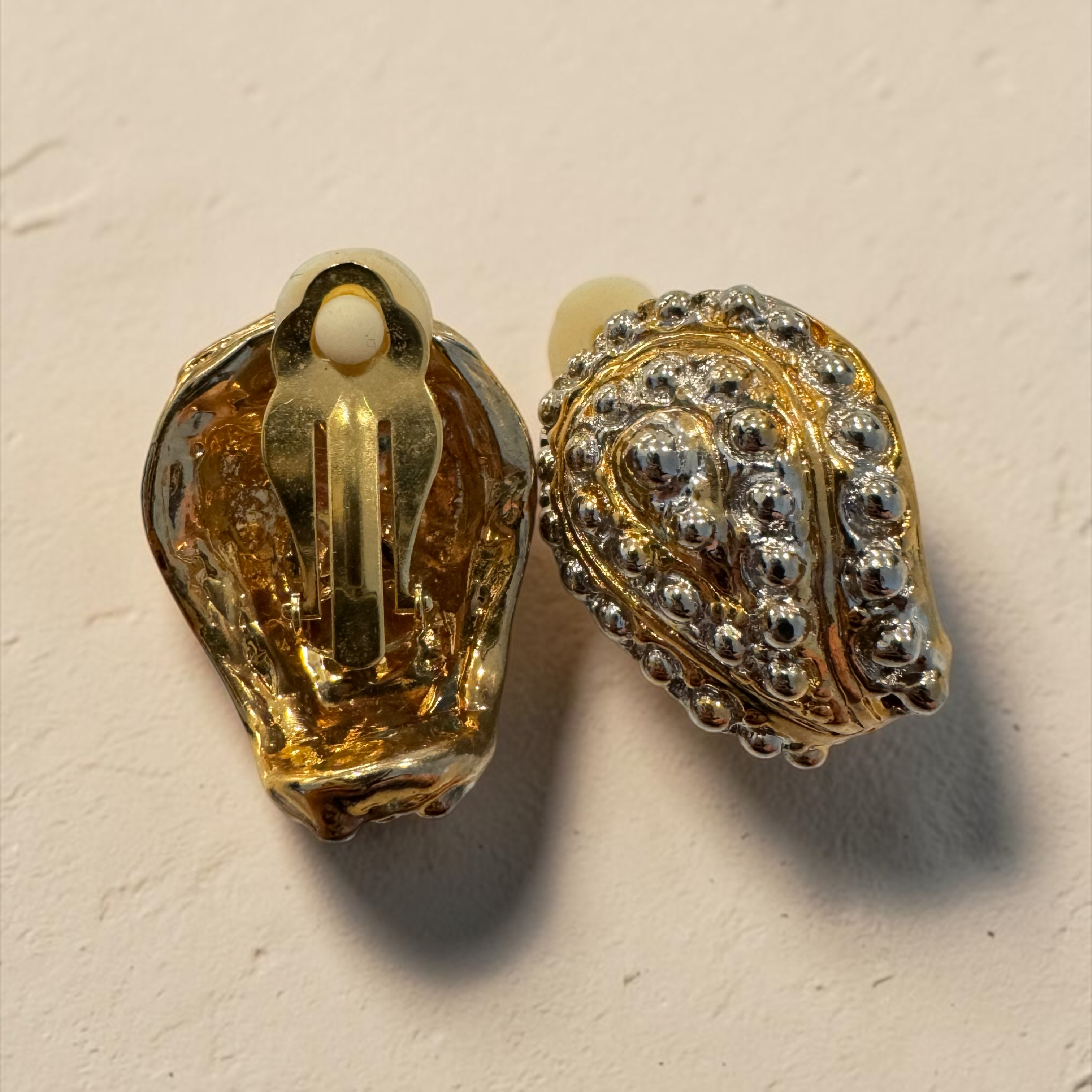 Vintage 80s NOS Gilded Rococo Clip On Earrings