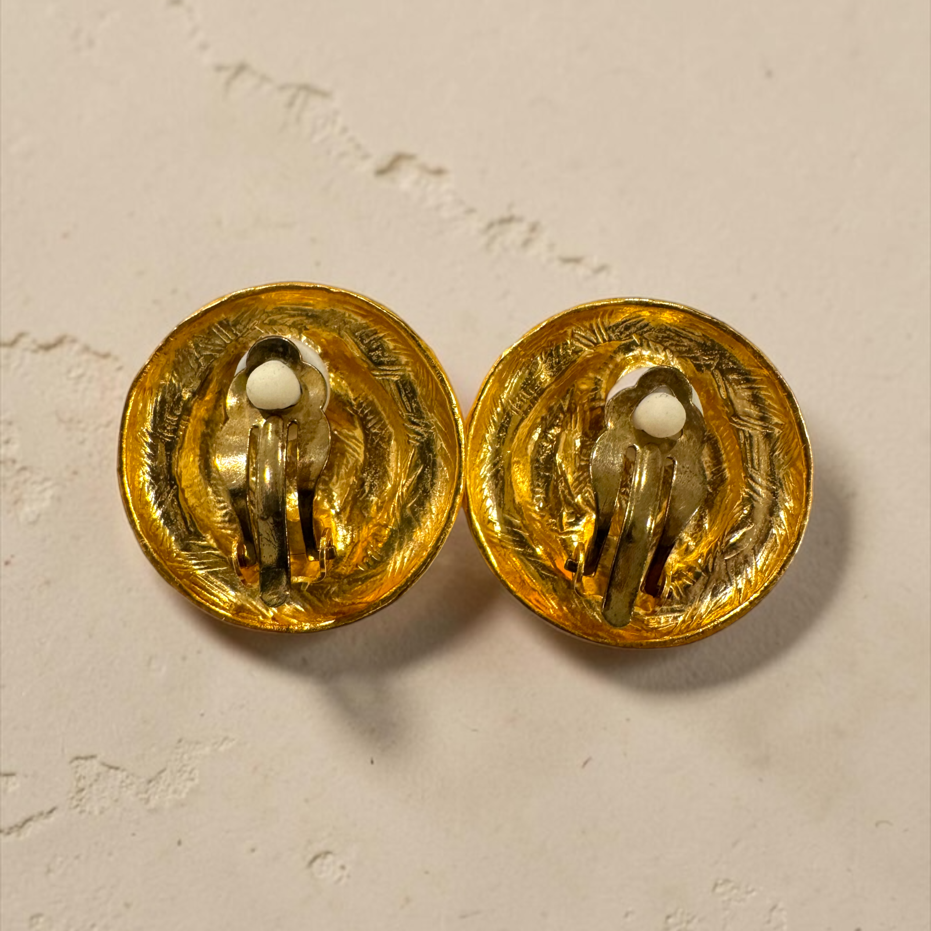 VTG NOS Versailles Rosette Clip Earrings